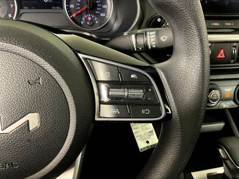 Used 2023 Kia Forte LXS w/ LXS Technology Package FWD image 11