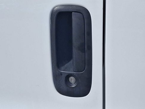 Used 2023 Chevrolet Express 2500 w/ Driver Convenience Package image 26