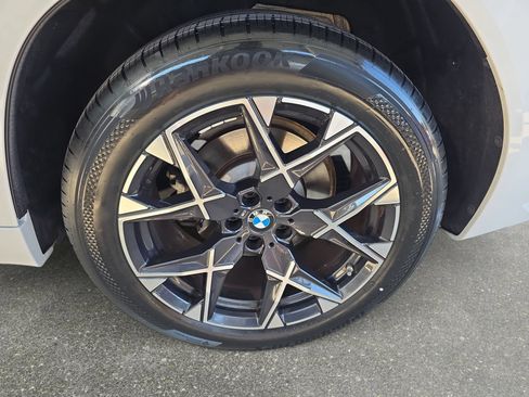 Used 2025 BMW X3 xDrive30i AWD/4WD image 32