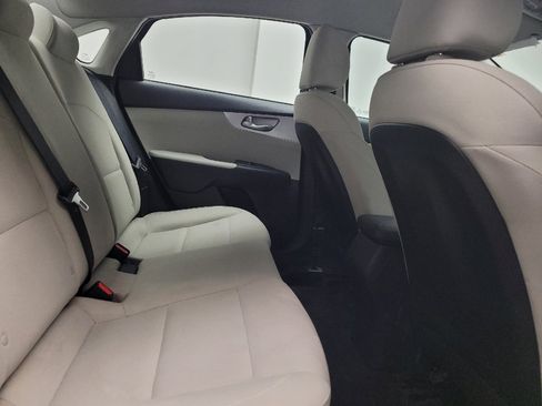 Used 2022 Kia Forte LXS FWD image 19
