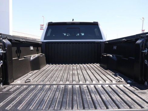 New 2026 Toyota Tacoma SR5 AWD/4WD image 7