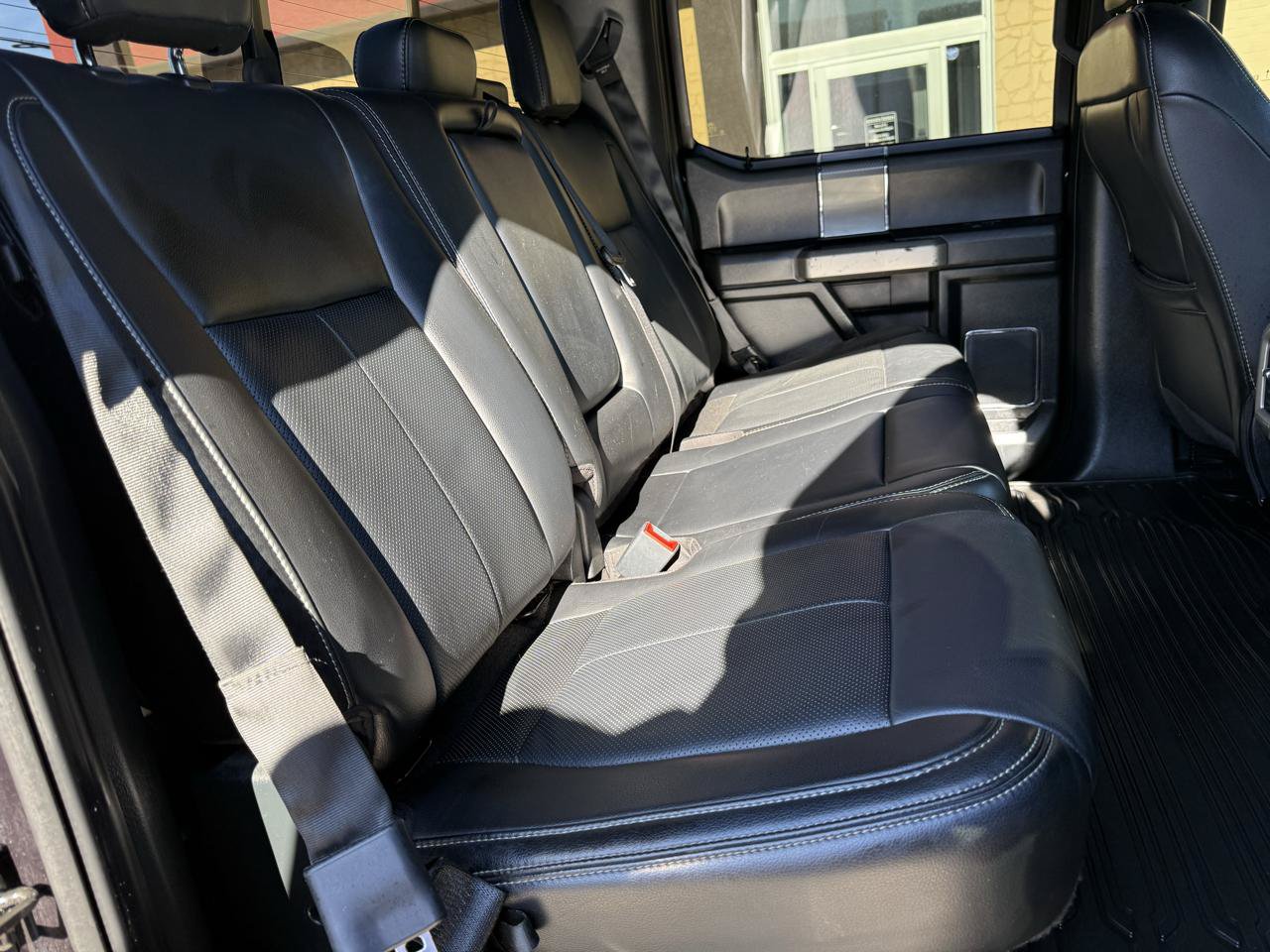 Used 2020 Ford F150 Lariat w/ Equipment Group 502A Luxury AWD/4WD image 18