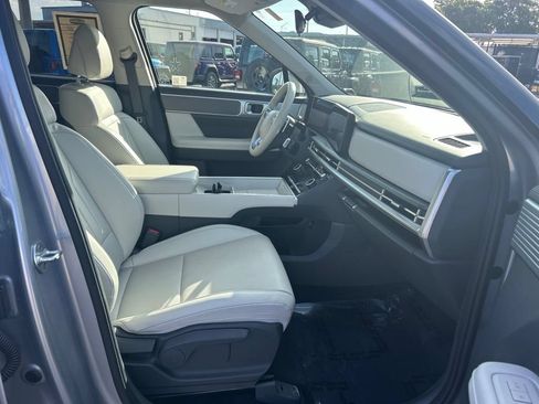 Used 2026 Hyundai Santa Fe SEL FWD image 23