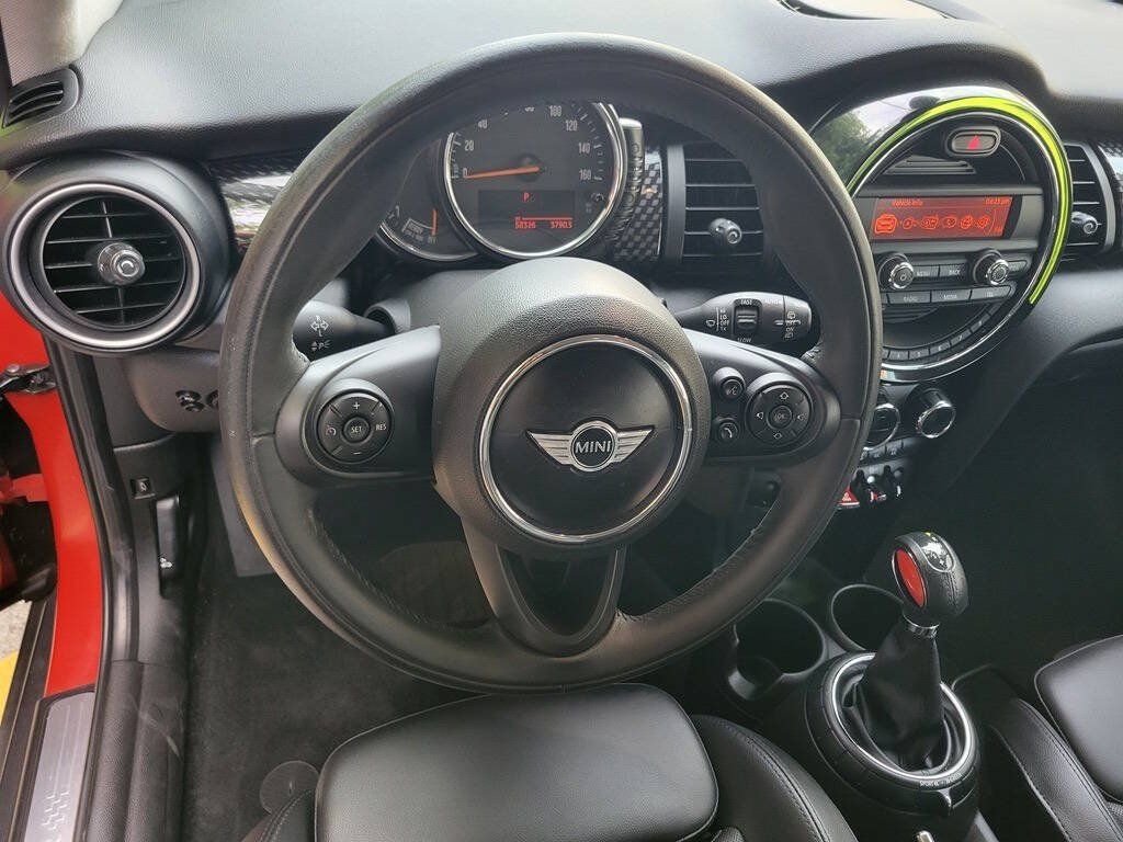 Used 2015 MINI Cooper S FWD image 32