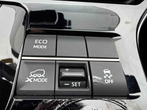 Used 2024 Toyota bZ4X XLE w/ Weather Package image 30