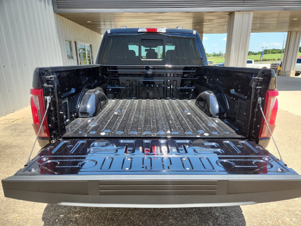 New 2026 Ford F150 XLT w/ Equipment Group 302A MID RWD image 15