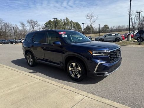 Used 2023 Honda Pilot EX-L image 6