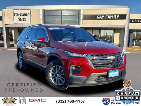 Certified 2023 Chevrolet Traverse LT image 1