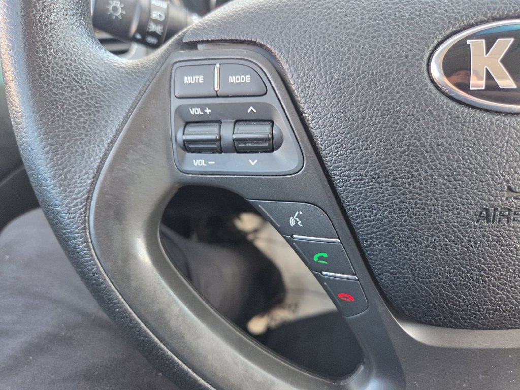 Used 2018 Kia Forte LX w/ LX Rear Camera Package FWD image 12