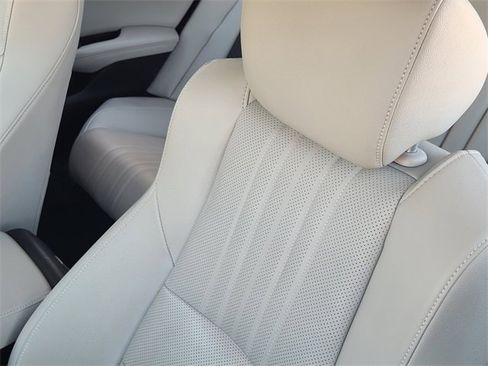 Certified 2019 Honda Accord Touring image 24