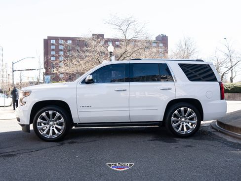 Used 2019 Chevrolet Tahoe Premier w/ Premier Plus Edition image 4