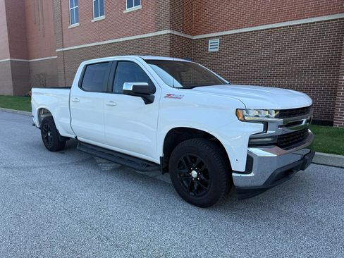 Used 2019 Chevrolet Silverado 1500 LT w/ All-Star Edition AWD/4WD image 12