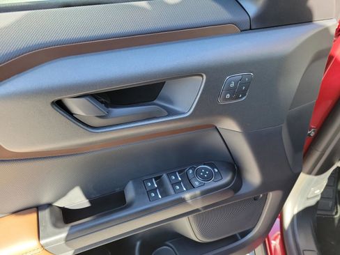 New 2025 Ford Bronco Sport Outer Banks image 7