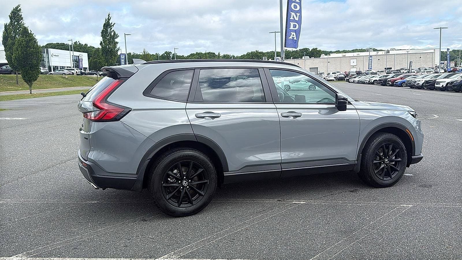 Used 2026 Honda CR-V Sport image 5