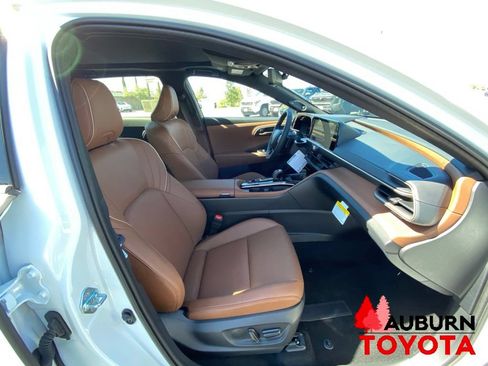 New 2026 Toyota Crown Signia w/ Advanced Technology Package AWD/4WD image 12