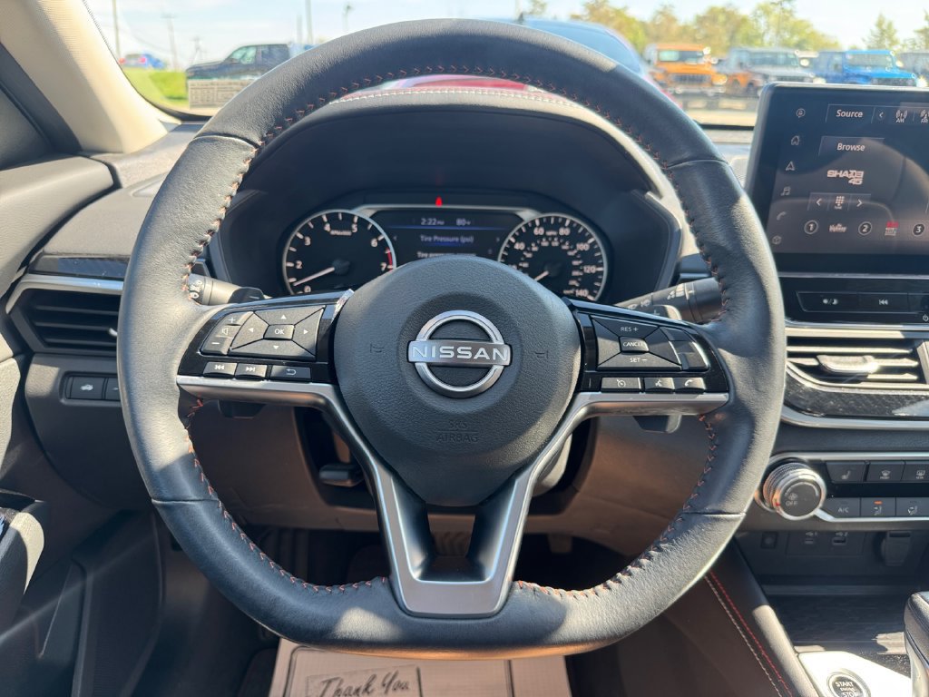 Used 2023 Nissan Altima 2.5 SR w/ SR Premium Package AWD/4WD image 15