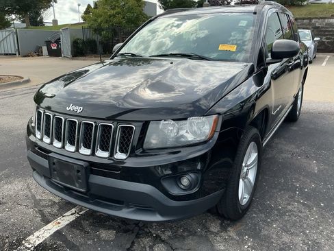 Used 2016 Jeep Compass Sport w/ Power Value Group AWD/4WD image 2