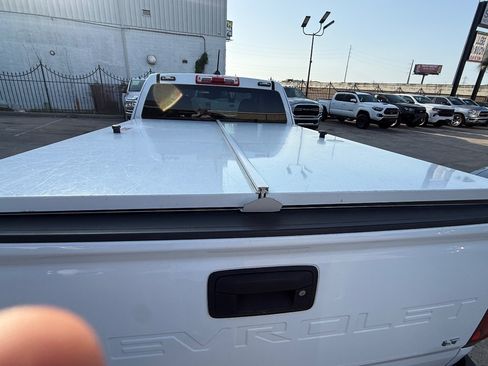 Used 2022 Chevrolet Colorado LT w/ Fleet Safety Package RWD image 6