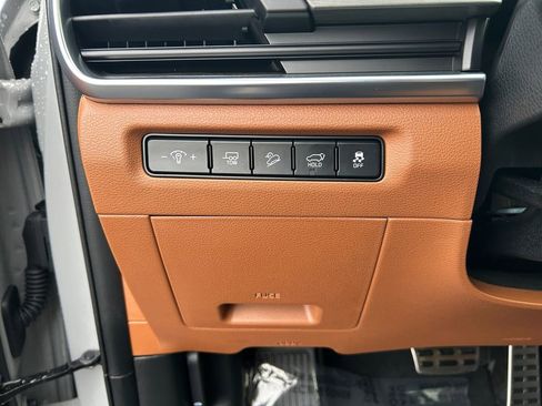 Used 2025 Kia Telluride SX Prestige X-Line image 21