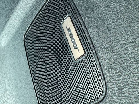 Used 2015 Nissan Pathfinder Platinum w/ Family Entertainment Package image 53