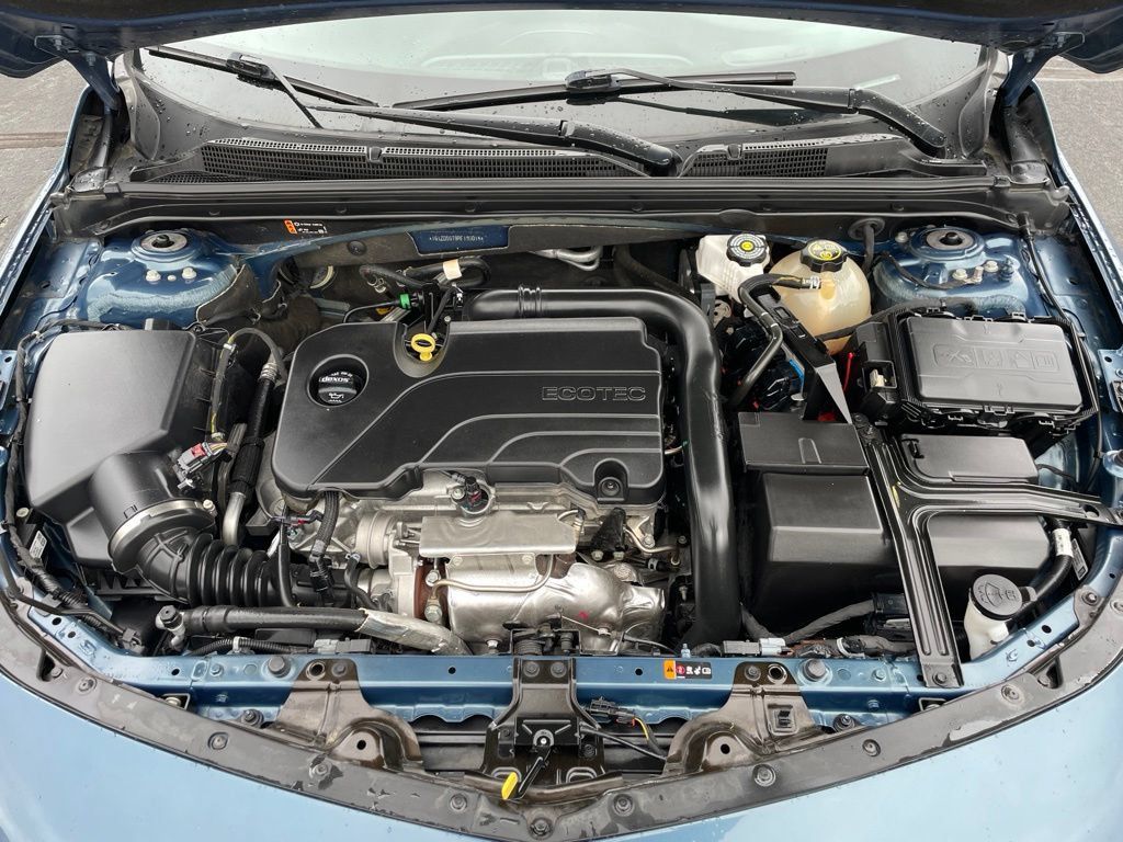 Used 2024 Chevrolet Malibu LT FWD image 26