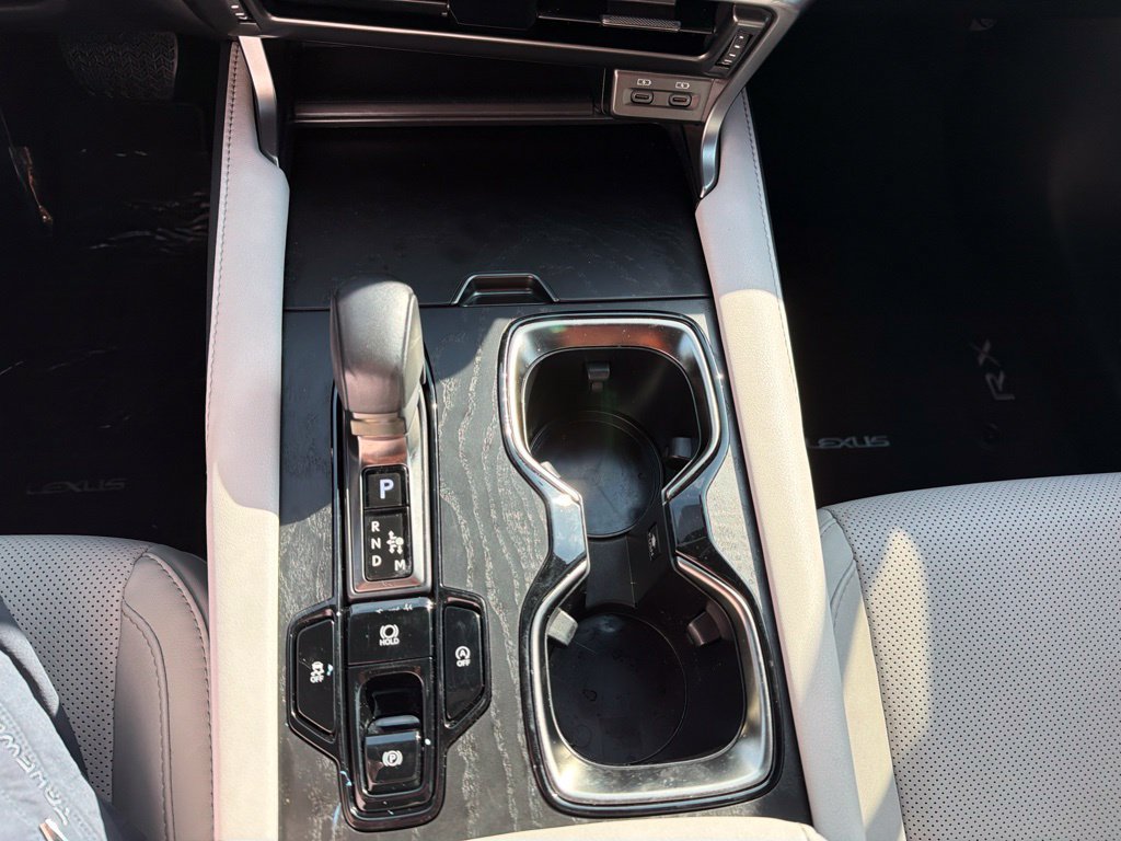 Used 2023 Lexus RX 350 Premium w/ Cold Area Package FWD image 3