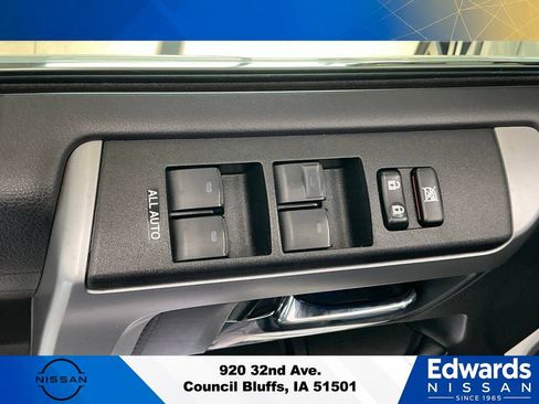 Used 2023 Toyota 4Runner Limited AWD/4WD image 21