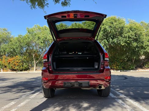 Used 2021 Jeep Grand Cherokee Laredo X RWD image 29