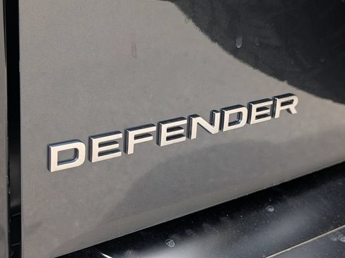 Used 2023 Land Rover Defender 110 X AWD/4WD image 13