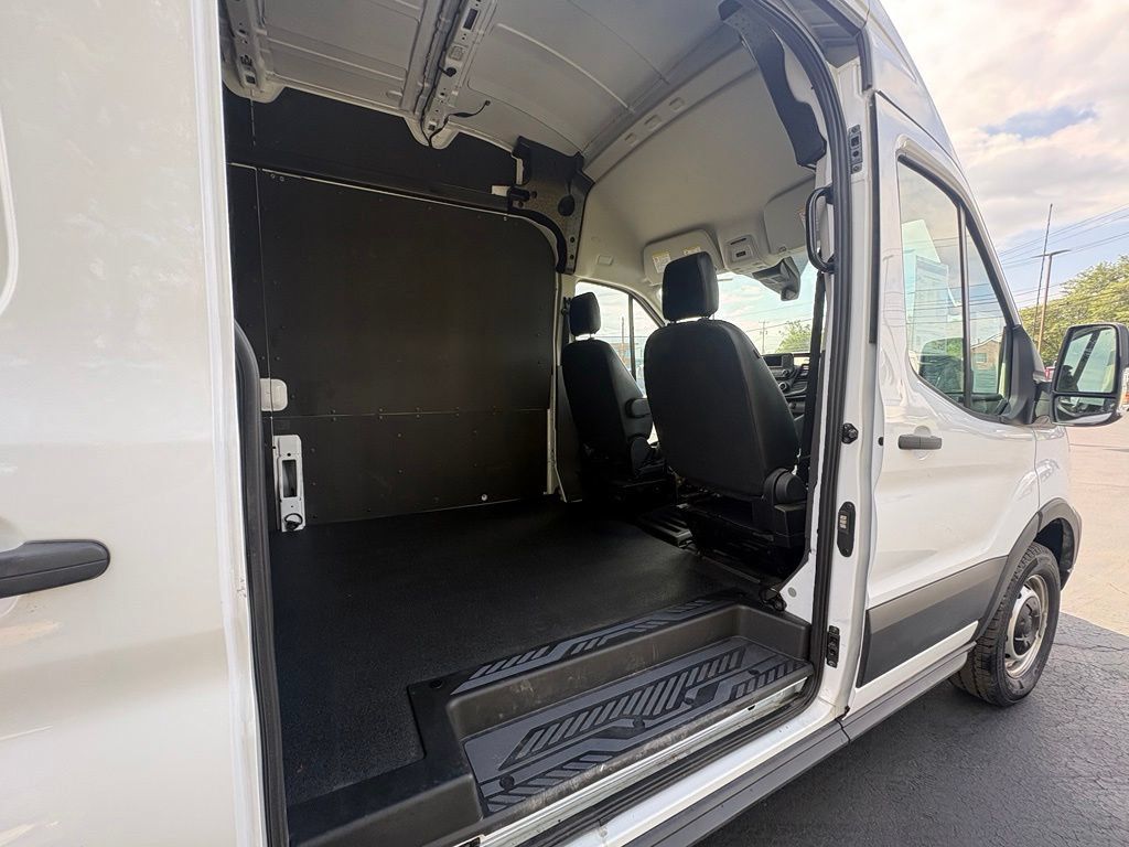 Used 2024 Ford Transit 350 148 High Roof Extended w/ Load Area Protection Package RWD image 17