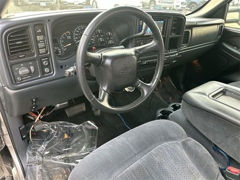 Used 2002 Chevrolet Silverado 3500 LS w/ Electrical Convenience Pkg image 9