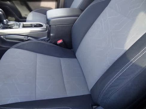 Used 2023 Toyota Tacoma TRD Sport image 6