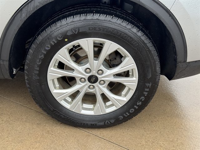 Used 2024 Ford Escape Active AWD/4WD image 9