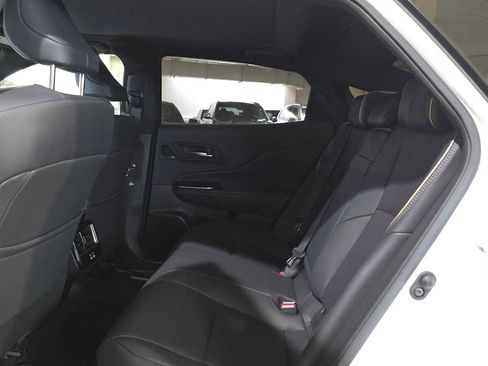Used 2025 Toyota Crown w/ Carpet Mat Package (TMS) AWD/4WD image 16