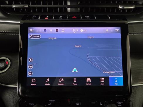 New 2025 Jeep Grand Cherokee Limited w/ Black Appearance Package image 26