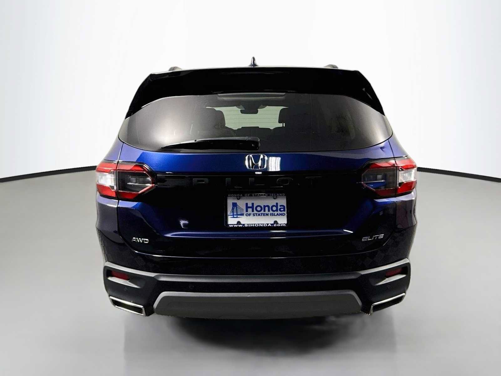 Certified 2024 Honda Pilot Elite image 6