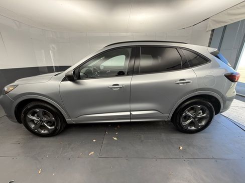 Used 2024 Ford Escape ST-Line image 10
