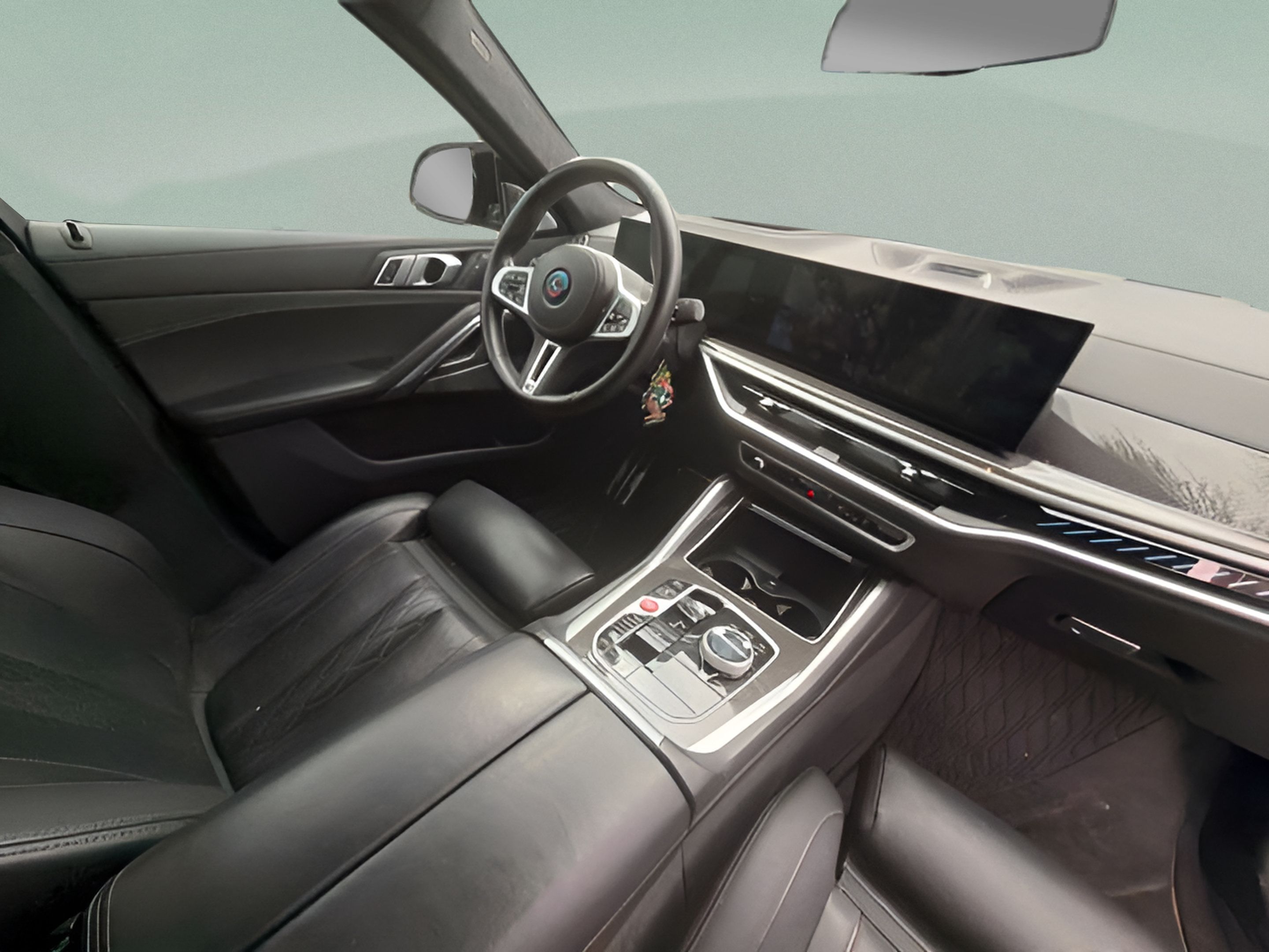 Used 2024 BMW X6 M60i AWD/4WD image 6