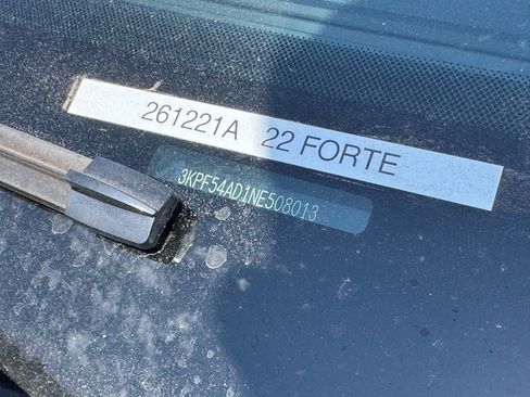 Certified 2022 Kia Forte GT-Line w/ GT-Line Premium Package FWD image 9