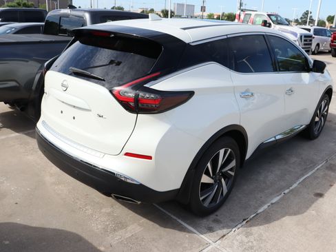 Used 2024 Nissan Murano SL image 11