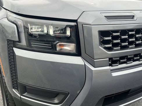 New 2026 Nissan Frontier SV image 10