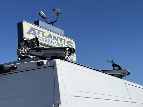 Used 2020 RAM ProMaster 2500 w/ Interior Convenience Group image 10