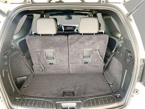 Used 2024 Dodge Durango GT image 23
