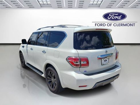 Used 2019 Nissan Armada Platinum w/ Captain's Chairs Package RWD image 3