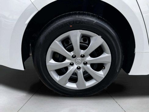 Used 2023 Toyota Corolla LE FWD image 62