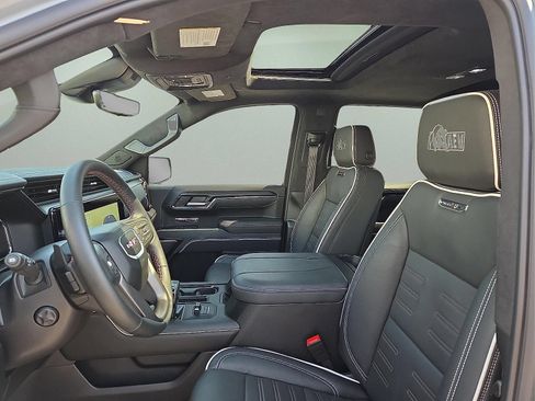 Used 2024 GMC Sierra 1500 AT4X w/ AT4X AEV Edition AWD/4WD image 9