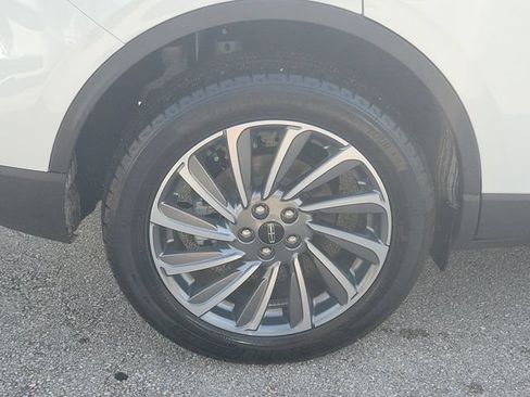 Certified 2023 Lincoln Corsair Reserve FWD image 10