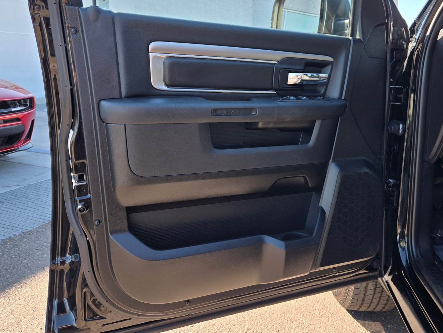 Used 2024 RAM 1500 Warlock RWD image 9