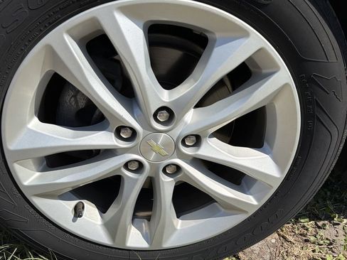 Used 2016 Chevrolet Malibu LT w/ Leather Package image 8