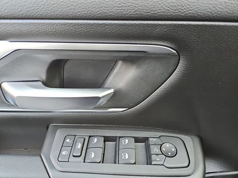 New 2026 RAM 1500 4x4 Crew Cab image 26